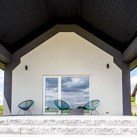 Dom Na Jurze בית נופש