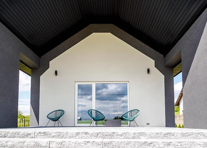 Dom Na Jurze בית נופש